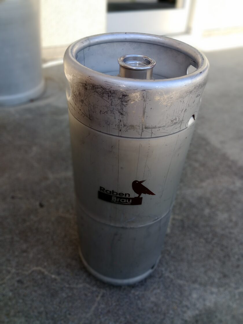 20lt_SlimKEG_RB1.jpg